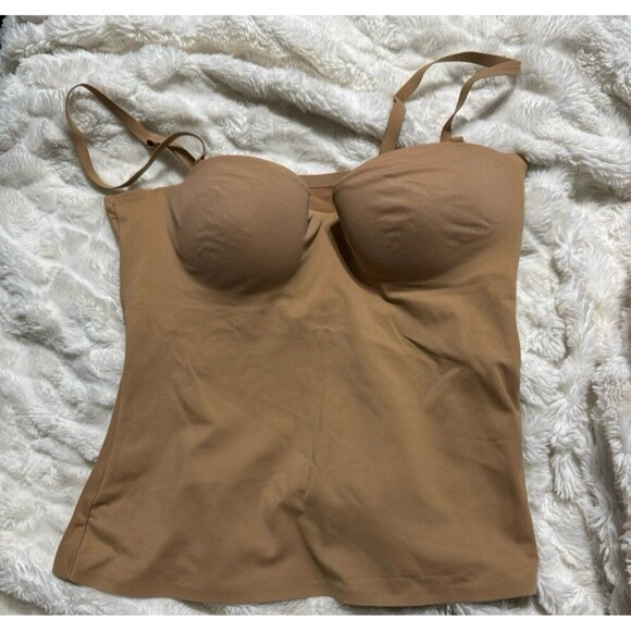 Skims Contour Lift Underwire Tank - Picture 4 of 5